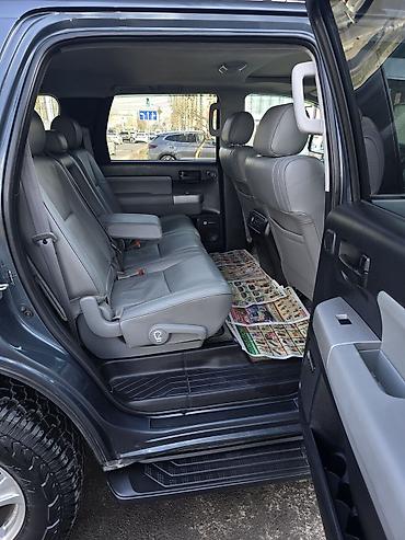 210 4.3: Toyota Sequoia: 2008 г., 5.7 л, Автомат, Газ, Внедорожник — 5
