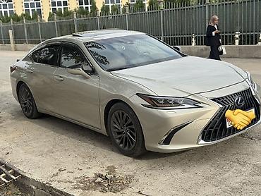 электромоторы: Lexus ES: 2019 г., Гибрид, Седан — 1