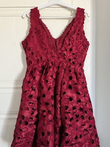 бордовое платье футляр: Повседневное платье, Лето, Короткая модель, M (EU 38)