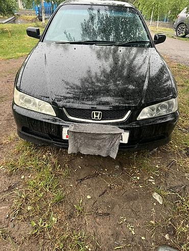 корпус срв: Honda Accord: 2001 г., 1.8 л, Автомат, Бензин, Седан — 4