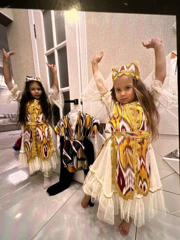 узбекский платья: Бальное платье, Длинная модель, цвет - Красный, В наличии