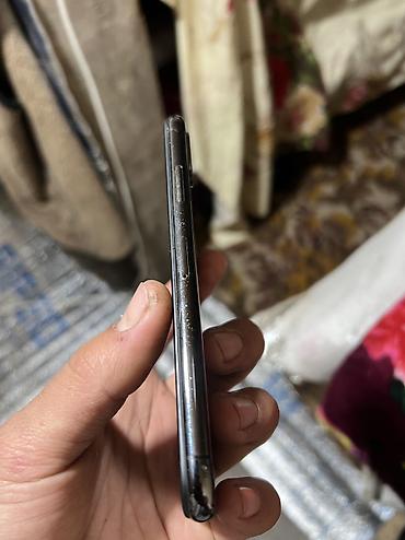 Apple iPhone: IPhone Xs, Б/у, 256 ГБ, Черный, Чехол, 50 % — 3