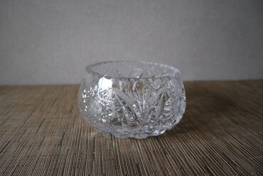 Вазы: Винтажные хрустальные вазы ( нюанс: у каждой скол на горлышке) — 24