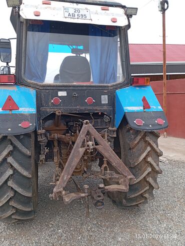 Traktorlar: Belarus MTZ-892 traktor - Model: BELARUS 892 (MTZ-892) - Sxema: 4x4 — 2