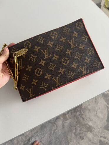 сумка для багажа: В наличии новая сумочка Louis Vuitton Хорошего качества Внутри есть