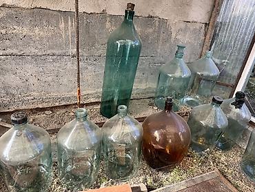 пластиковые баки для воды: Стеклянные бутыли разных объёмов - Материал: толстое стекло — 1