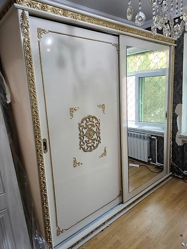 paltar şfaneri: Dolab satılır Qiymet 400 azn.Ünvan Qaracuxur (7898) Elmira x — 1