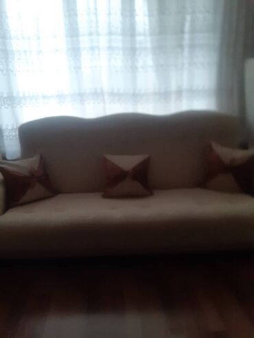 диван из палет: Продаю диван раздвижной с чехлами и 3-мя декоративными подушками в