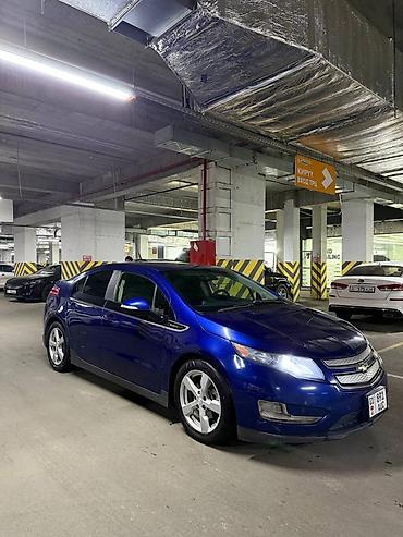 mini ev: Chevrolet Volt: 2012 г., 1.4 л, Вариатор, Гибрид, Лифтбек — 1