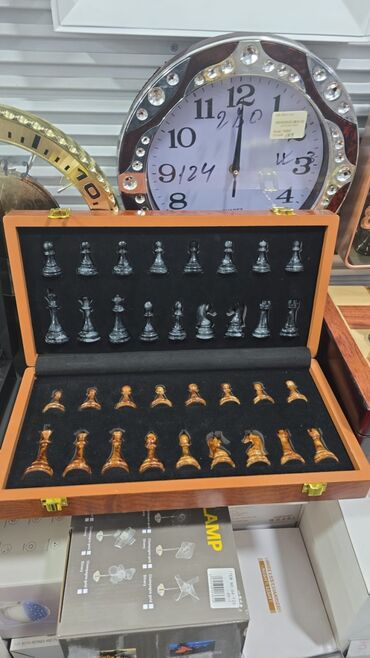 Futlyarlar, çexollar: Sahmatlar.muxtelif.
 yenidir.qiymetler ferqlıdir — 18