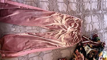 Женская одежда: Qız üçün məxməri idman dəsti - Rəng: pudra/çəhrayı - Material: yumşaq — 2