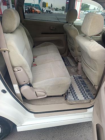 belarus 892 2: Toyota Gaia: 2002 г., 2 л, Автомат, Бензин, Минивэн — 3