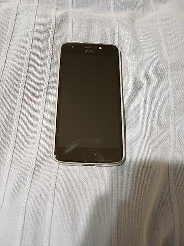 moto g31: Motorola Moto E4 sa kvalitetnom futrolom. Odličan model. Ima — 1