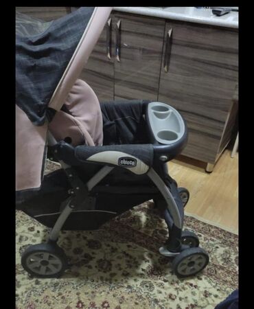 Manejlər: Milana….Chicco kaleska qiymeti 40man Yaxwi veziyyetde problemi yoxdu
