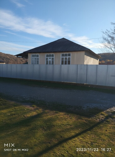 Həyət evləri və villaların satışı: 2 otaqlı, 75 kv. m, Kredit yoxdur, Orta təmir — 8