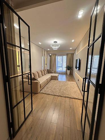 Продажа квартир: 3 комнаты, 116 м², Элитка, 3 этаж, Дизайнерский ремонт — 1