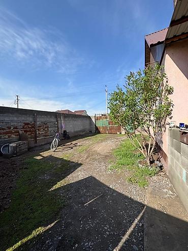Продажа коттеджей и домов: 💎СРОЧНО ПРОДАЕТСЯ ДОМ 🏢Комнат: 4 📍Район: Ленинский район 🏘️Микрорайон — 4