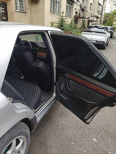 мэри: Mercedes-Benz W124: 1993 г., 2.2 л, Механика, Бензин, Седан — 7