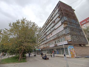 Продажа квартир: 3 комнаты, 68 м², Индивидуалка, 4 этаж, Косметический ремонт