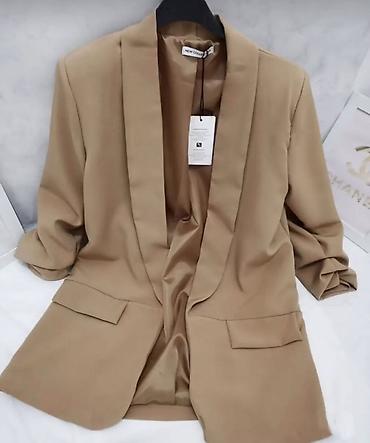 Sakoi: Ženski elegantni blejzer – bez kopčanja, dužina do ispod kukova — 9
