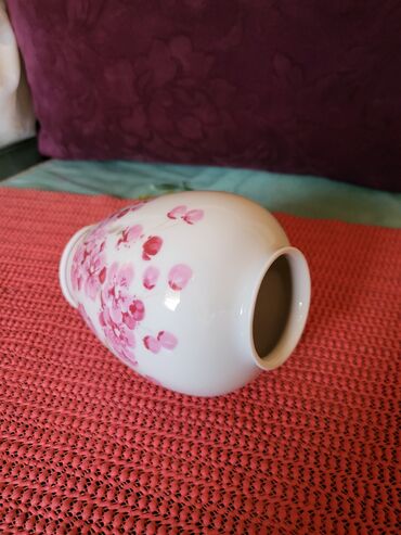 Ostali kućni dekor: Vaza nova wallendorf 1963.g.+ Nemacka. Nova vaza,sve na njoj odsjaj — 9