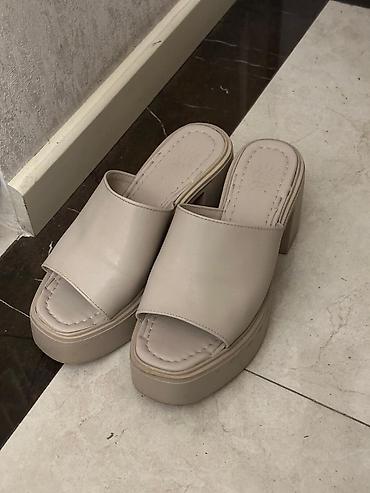 Сабо: Qadın üçün platformalı açıq burunlu tərtibatlı terk-sandalet - Rəng — 5