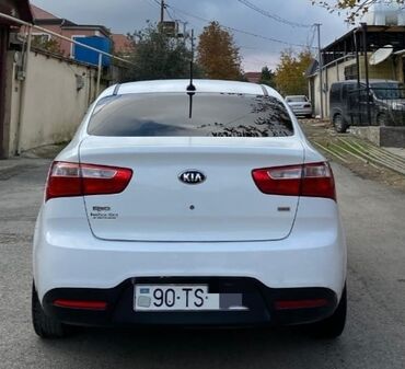 Kia: Kia Rio: 1.6 l | 2014 il Sedan