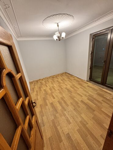 Digər kommersiya daşınmaz əmlakı: Tədris mərkəzi arendaya verilir. Bos abyektdir. Kargo sirketleri — 9