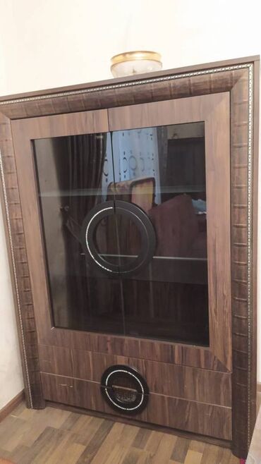 Matraslar: 🪑 Kilim firmasının iki gözlü servantı satılır 🪑 📏 Servant əla