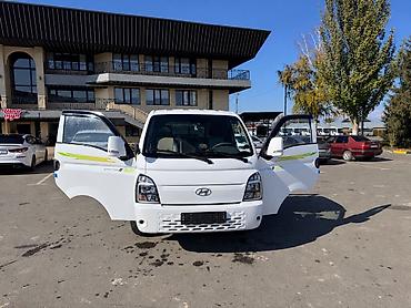 инвертор преобразователь с 12v на 220v: Легкий грузовик, Hyundai, Стандарт, 2 т, Новый — 2