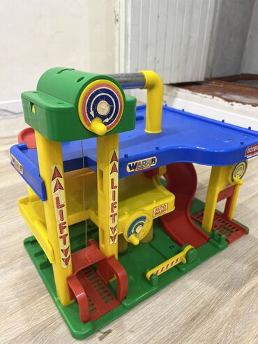 детские бу игрушки: Игрушка - автопарковка