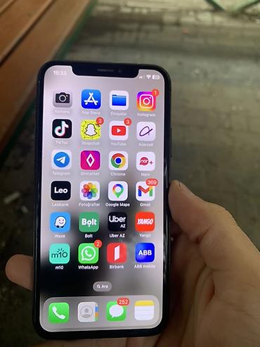 apple x: IPhone X, 256 GB, Qara, Qırıq — 5