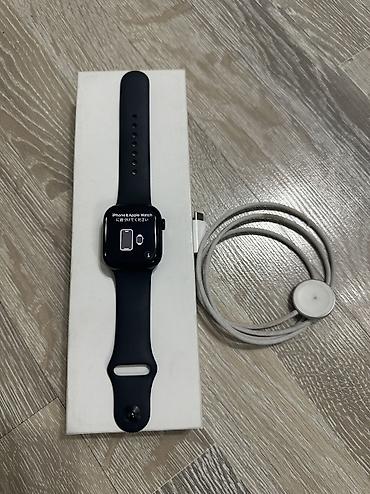 Apple Watch Series 10, размер дисплея 42mm Емкость аккумулятора 100%