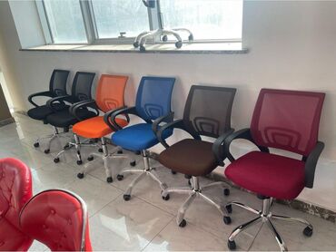 Ofis və oyun kresloları: Yeni, Təkərli, Qolları tənzimlənmir, Parça — 3