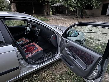авто ярис: Toyota Avensis: 1999 г., Бензин, Седан — 6