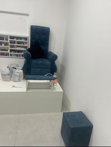 Rover: Pedikur desti ela veziyyetde Tecili satilir 330 azn Unvan:Mehdiabad