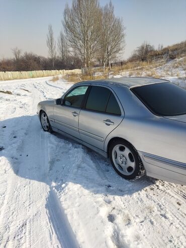 мерседес 112: Mercedes-Benz : 2001 г., 2.2 л, Автомат, Дизель, Седан