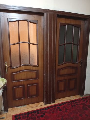 Otaq qapıları: 4 ədəd