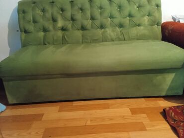 раскладной угловой диван: Цвет - Зеленый, Б/у