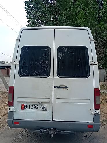 спринтер двер: Mercedes-Benz Спринтер: 2002 г., Дизель, Бус — 4