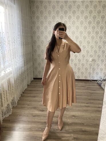 Повседневные платья: Каждая позиция по 300 сом Самовывоз либо отправка курьером Женские — 4