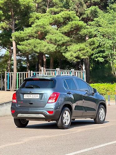 без торга: Chevrolet Trax: 2021 г., 1.6 л, Автомат, Бензин, Кроссовер — 1