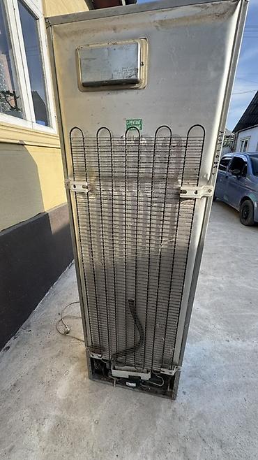 Ашкана техникасы: Холодильник Beko, двухкамерный, серебристый, с нижней морозильной — 2