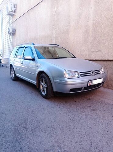 автомобиль смарт: Volkswagen Golf: 2002 г., 2 л, Автомат, Бензин, Универсал