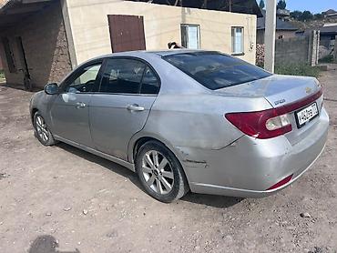 Транспорт: Chevrolet Epica: 2010 г., Механика, Седан — 5