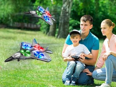 игрушечный дрон на пульте управления: Дрон Thunder Charge – стильный, лёгкий в управлении и прочный! 🚀