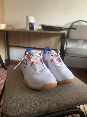кроссовки мужские бу: Nike HV — мужские баскетбольные кроссовки - Размер: US 9 / UK 8 / EUR — 7