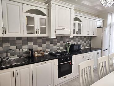 Долгосрочная аренда квартир: 2 комнаты, Риэлтор, С мебелью полностью — 13