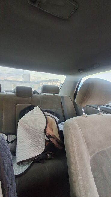 Toyota: Toyota Camry: 2001 г., 2.2 л, Автомат, Бензин, Седан — 8