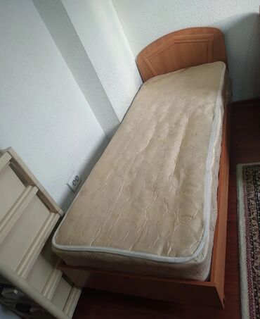 не нужное: Односпальная кровать, Б/у, С матрасом, ЛДСП, длина - 180 см